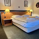 Raststueb'l Bed & Breakfast Sorge