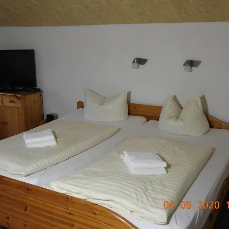 Raststueb'l Couette-café 3*
